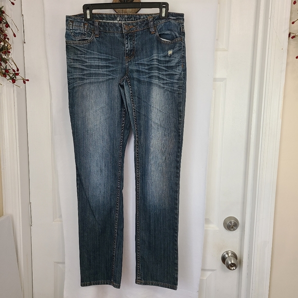 (909) Mudd Woman's Jeans, Size: 9 Color: Blue - Picture 1 of 14